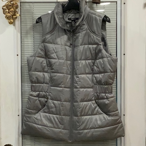 EUC STYLE & CO GREY LADIES VEST SMALL - Picture 1 of 4